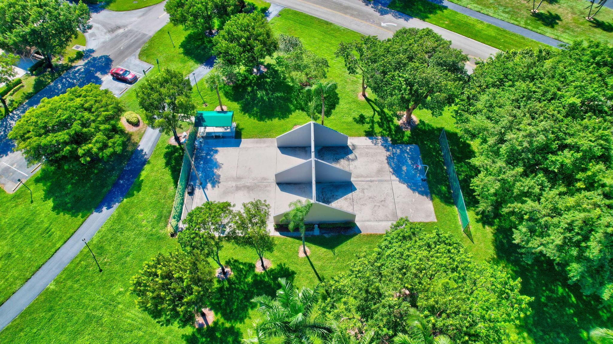 WHISPER WALK SEC D CONDO - Residential