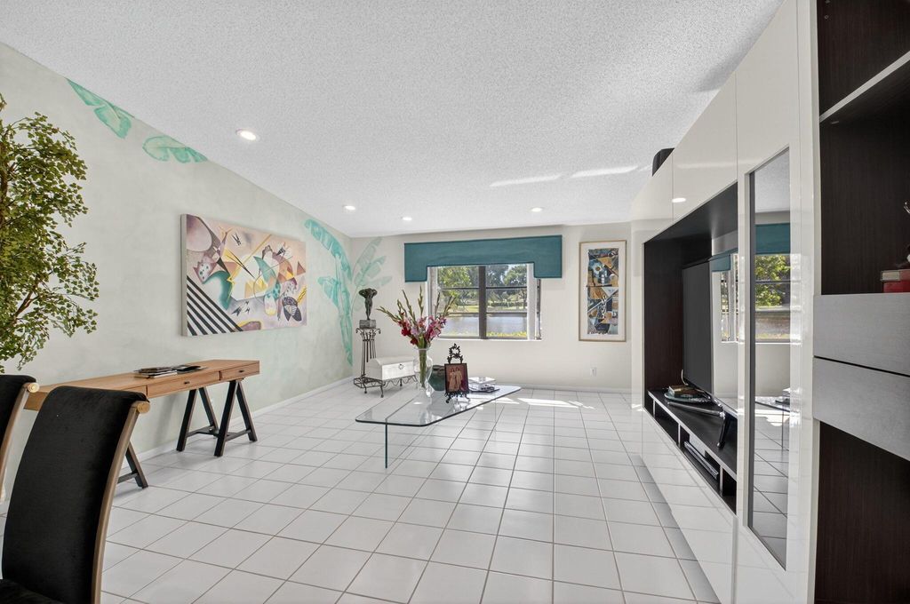 Photo of 8146 Windgate Drive, Boca Raton, FL 33496 (MLS # R11136299)