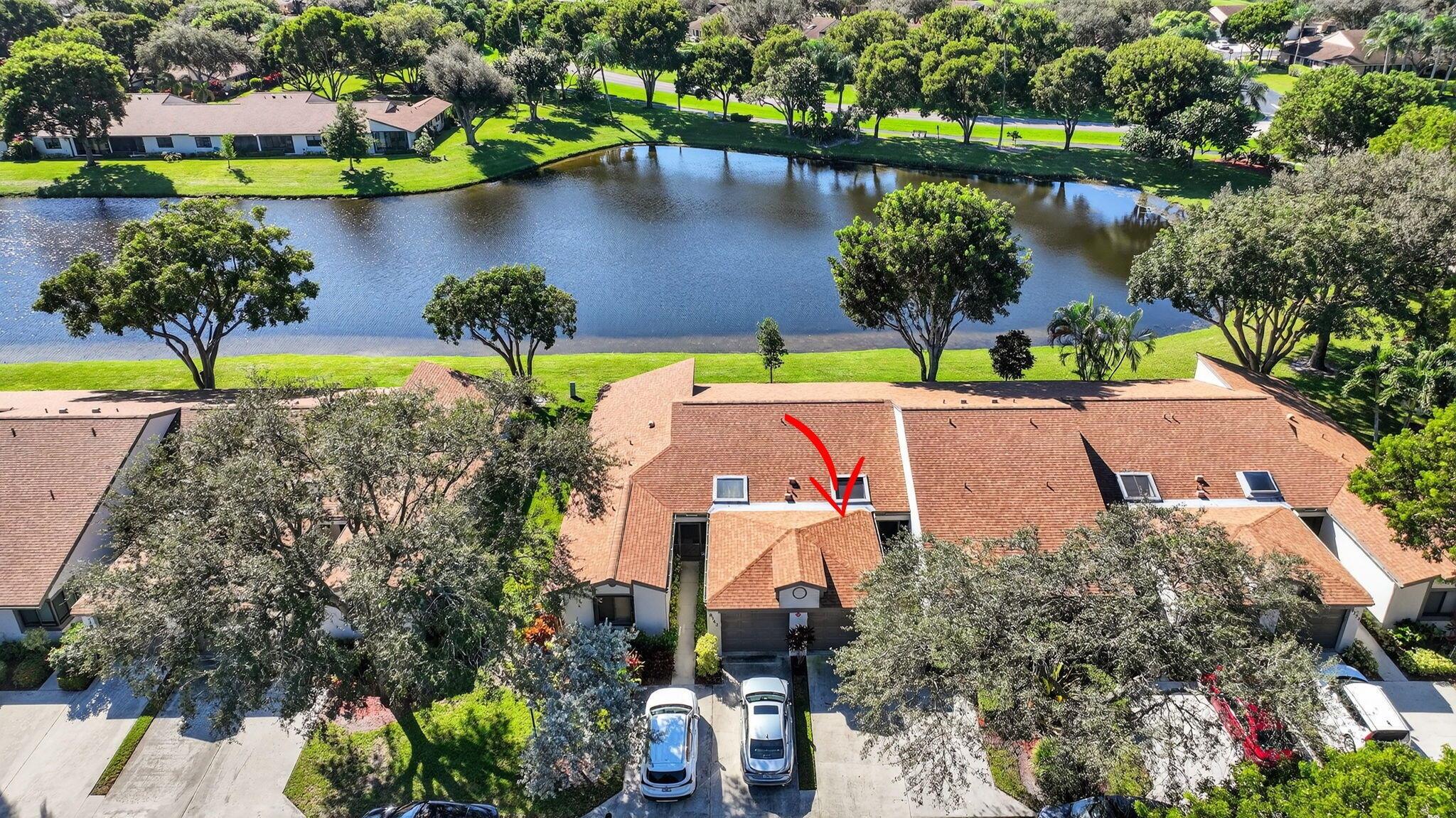 WHISPER WALK SEC D CONDO - Residential