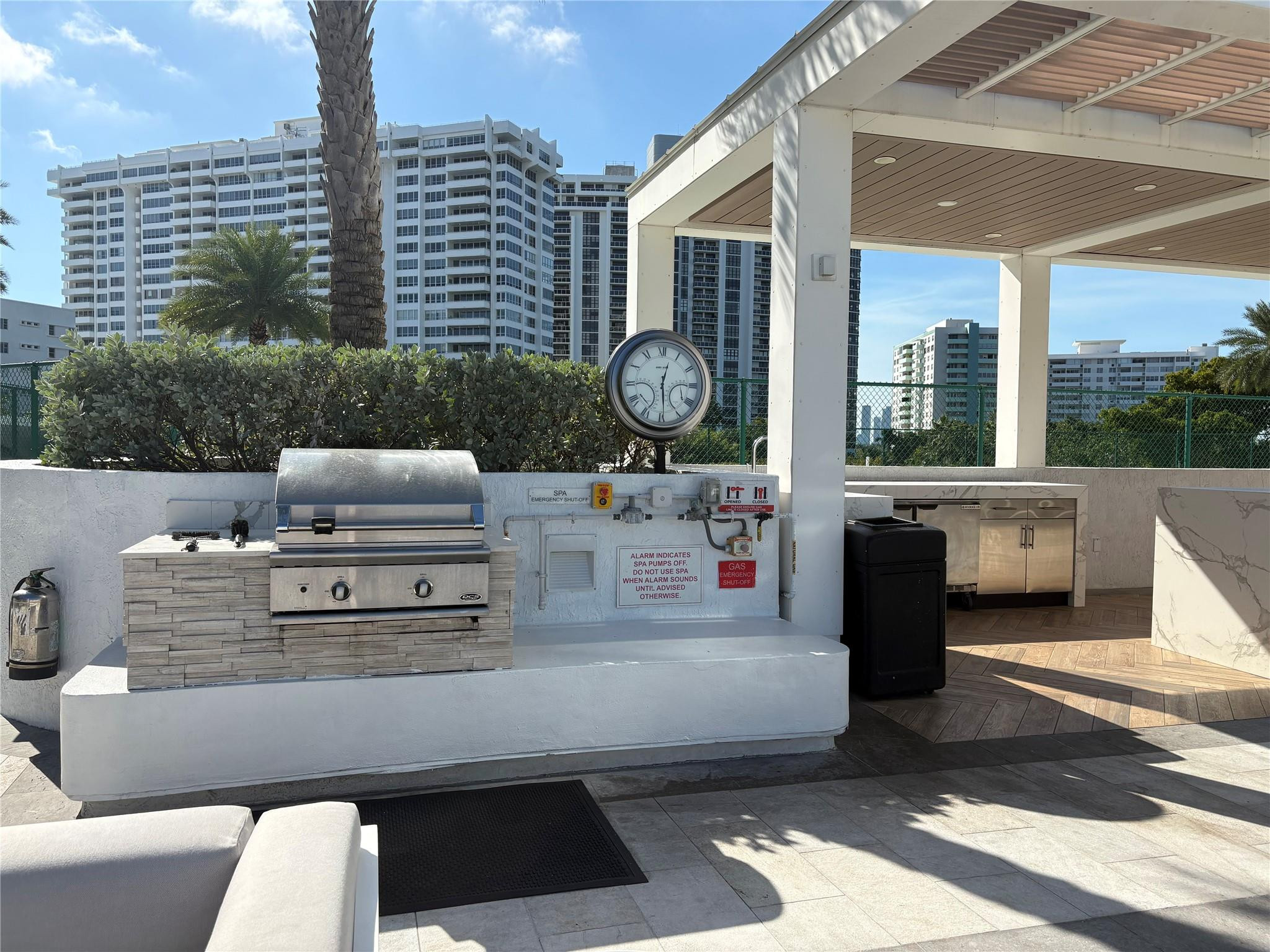 The Grand Venetian Condo - Residential