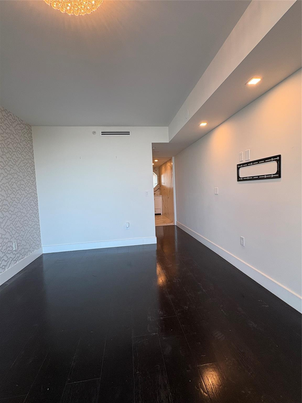 The Grand Venetian Condo - Residential