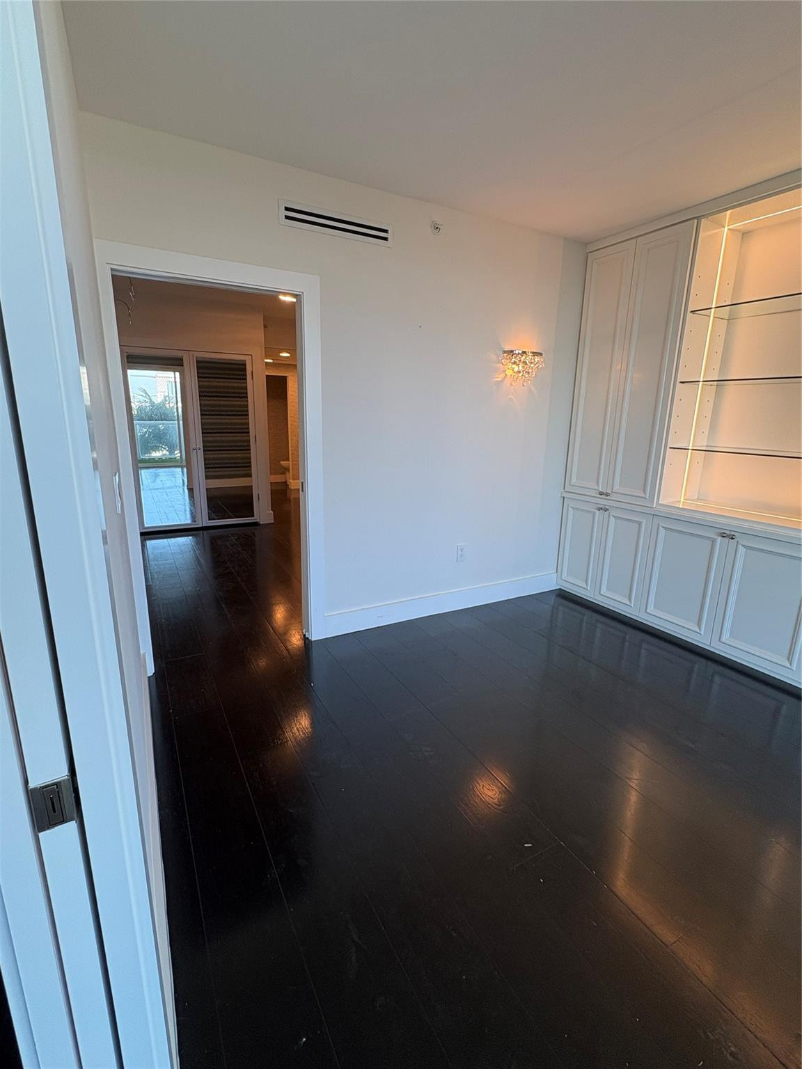 The Grand Venetian Condo - Residential