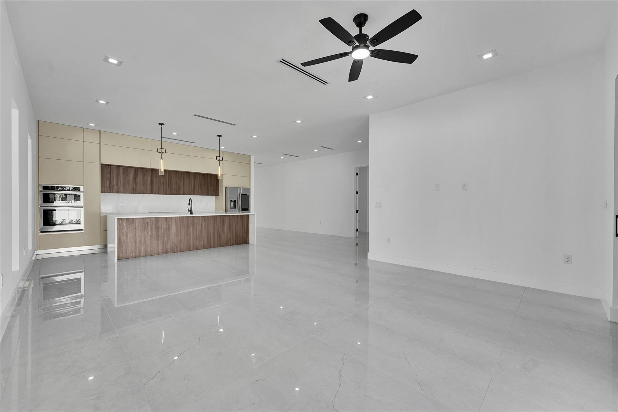 LAUDERDALE PARK - Residential