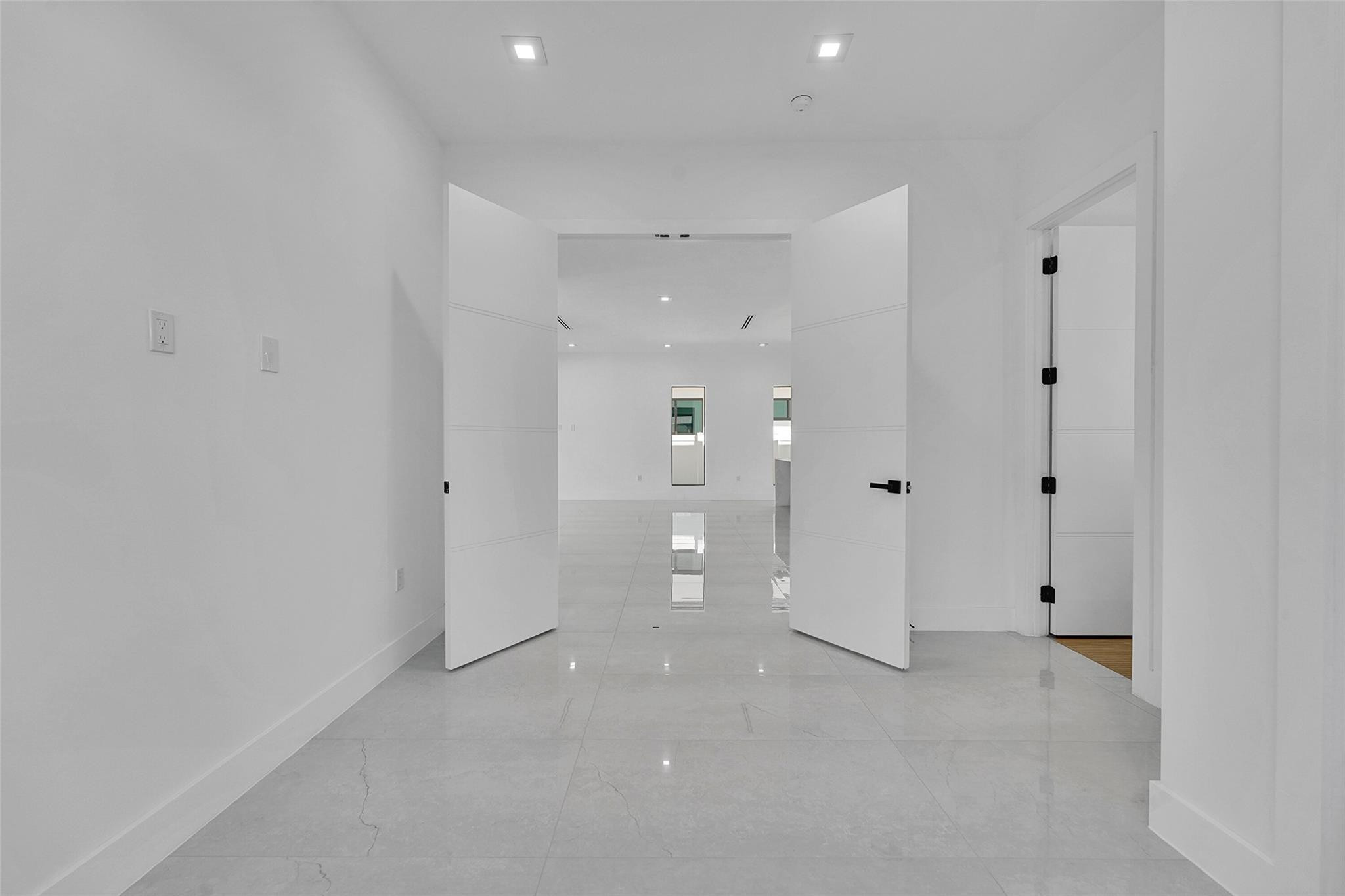 LAUDERDALE PARK - Residential