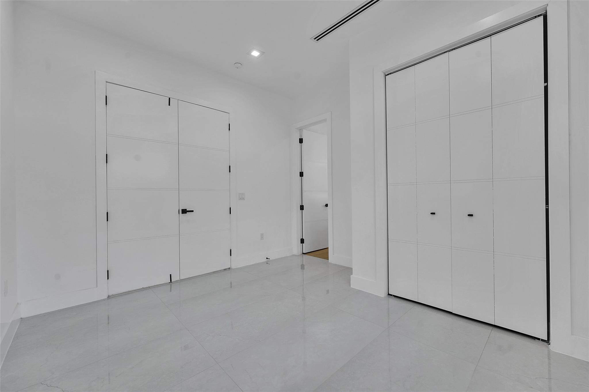 LAUDERDALE PARK - Residential