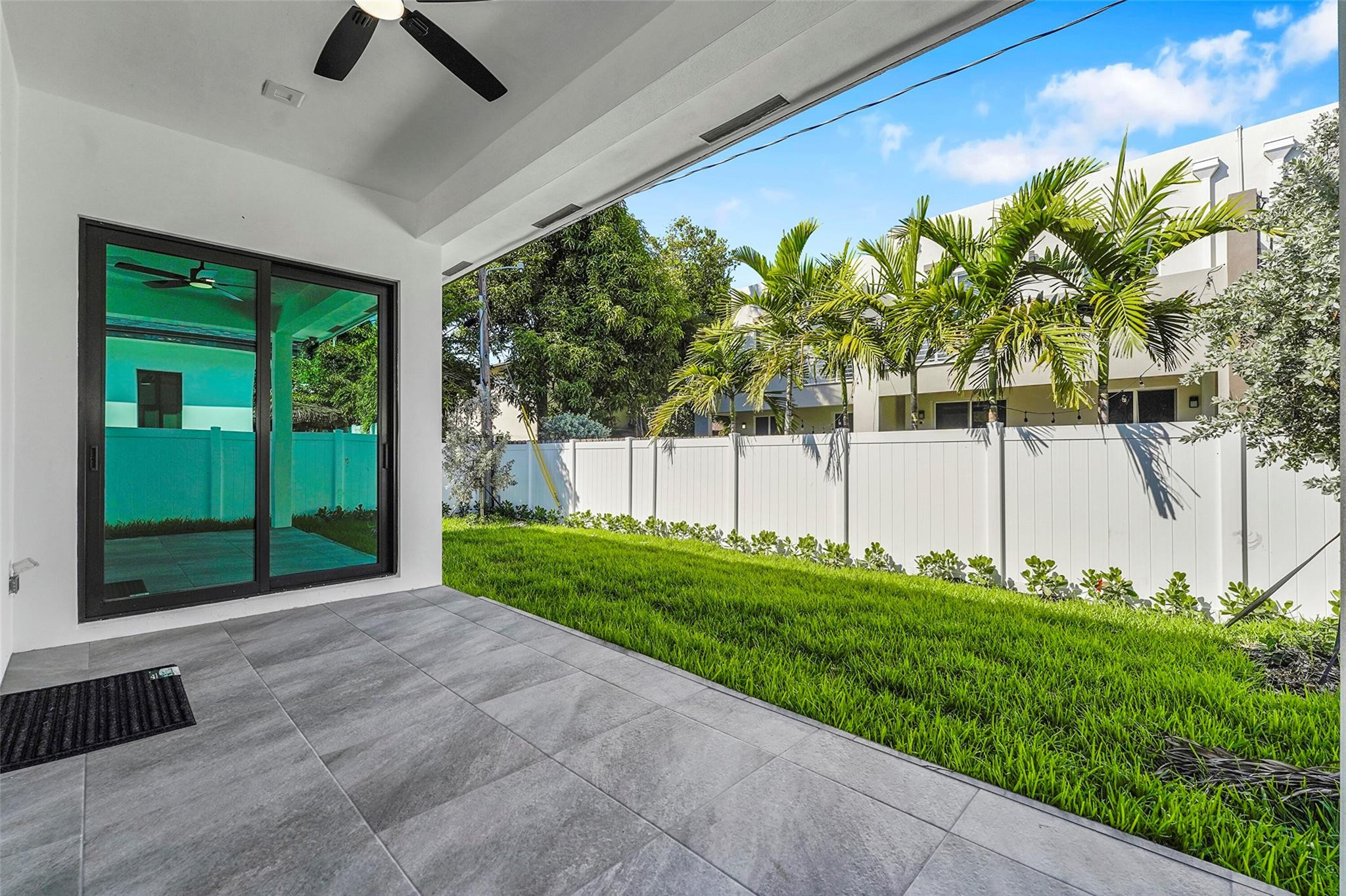 LAUDERDALE PARK - Residential