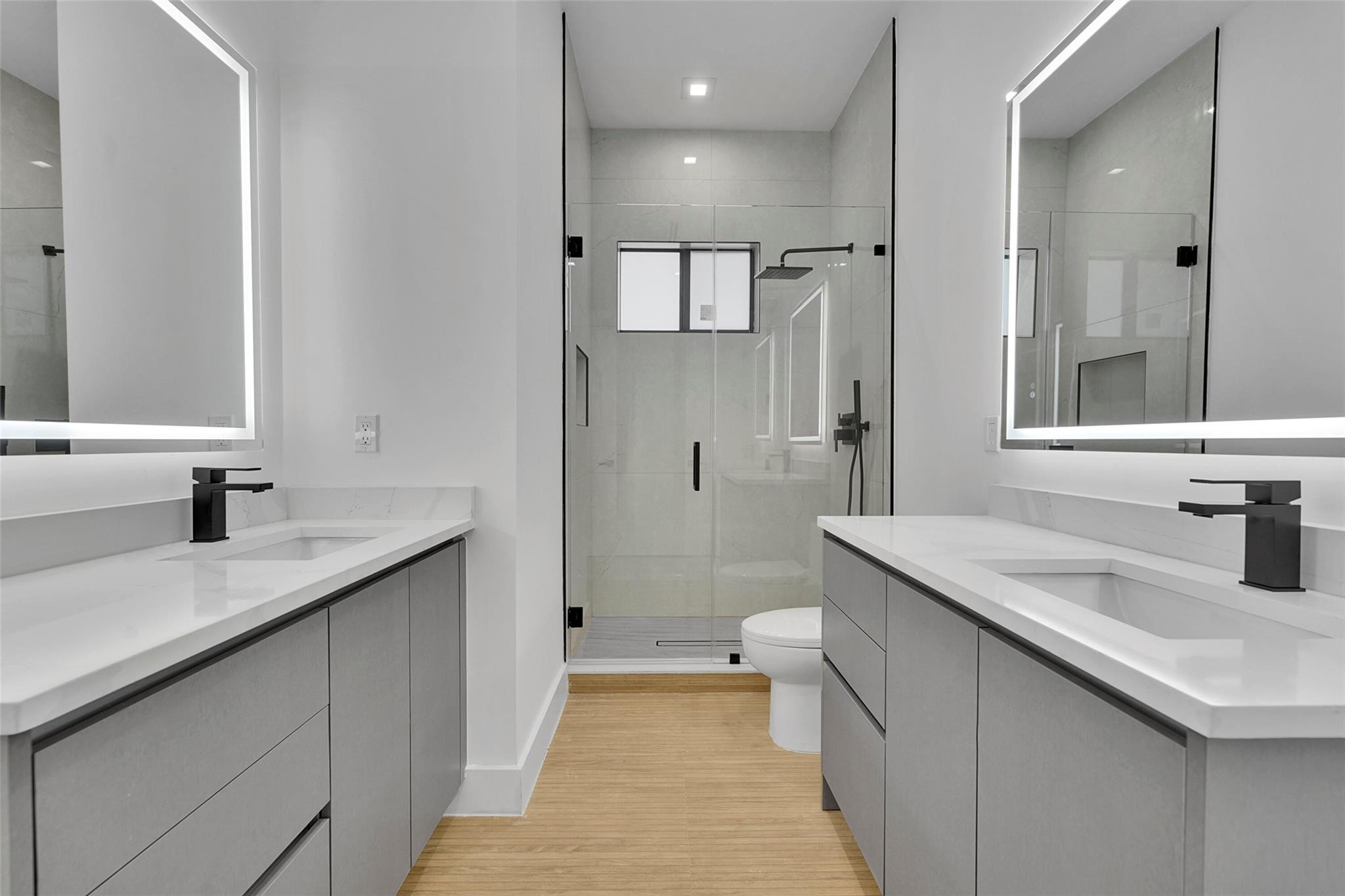 LAUDERDALE PARK - Residential