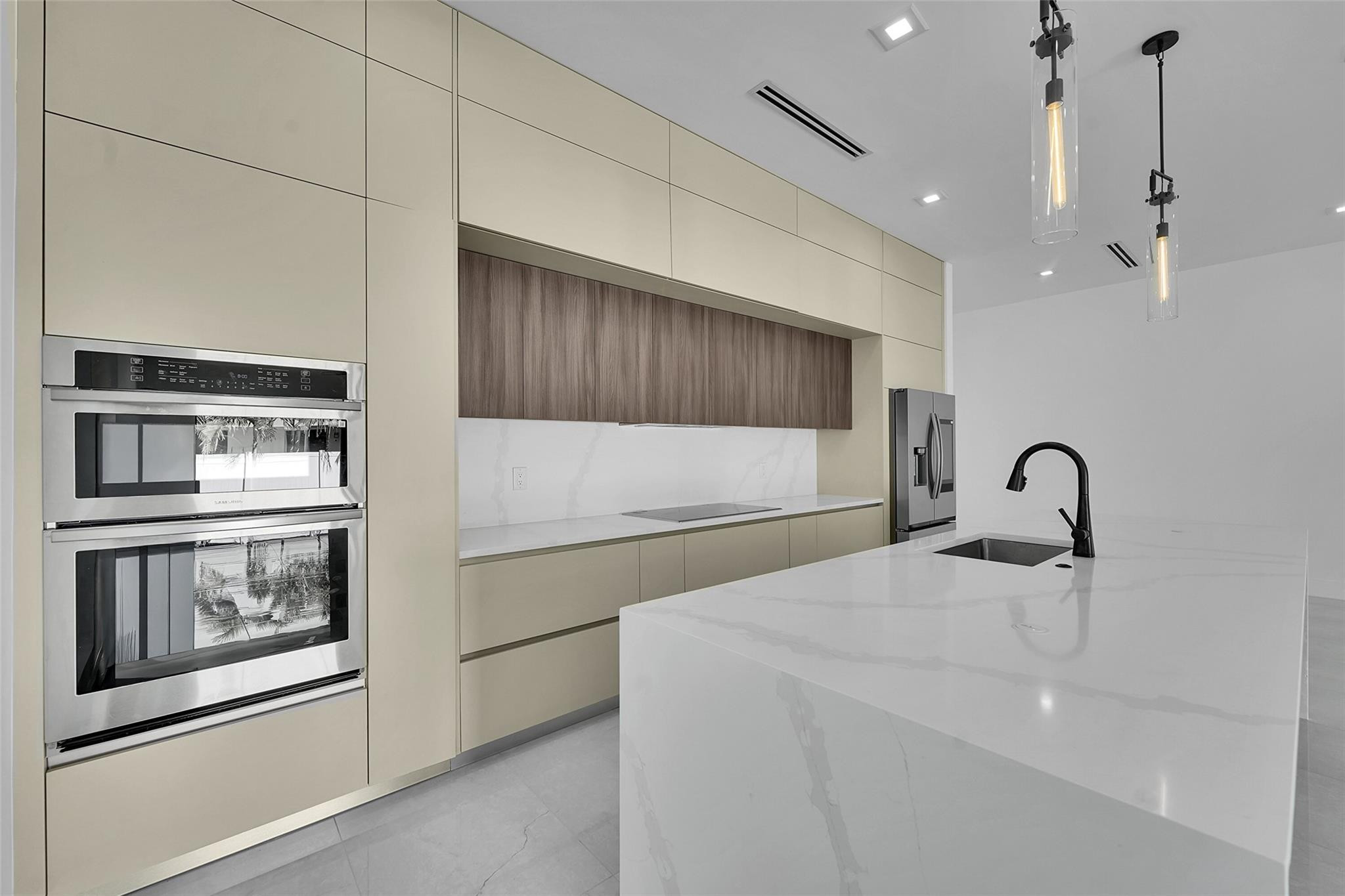 LAUDERDALE PARK - Residential