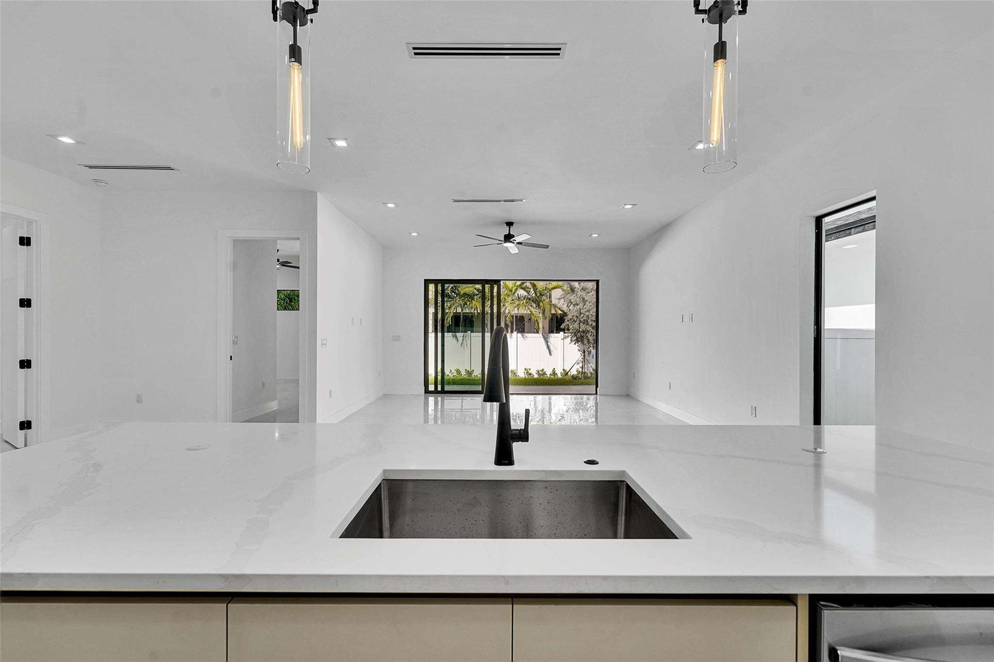 LAUDERDALE PARK - Residential