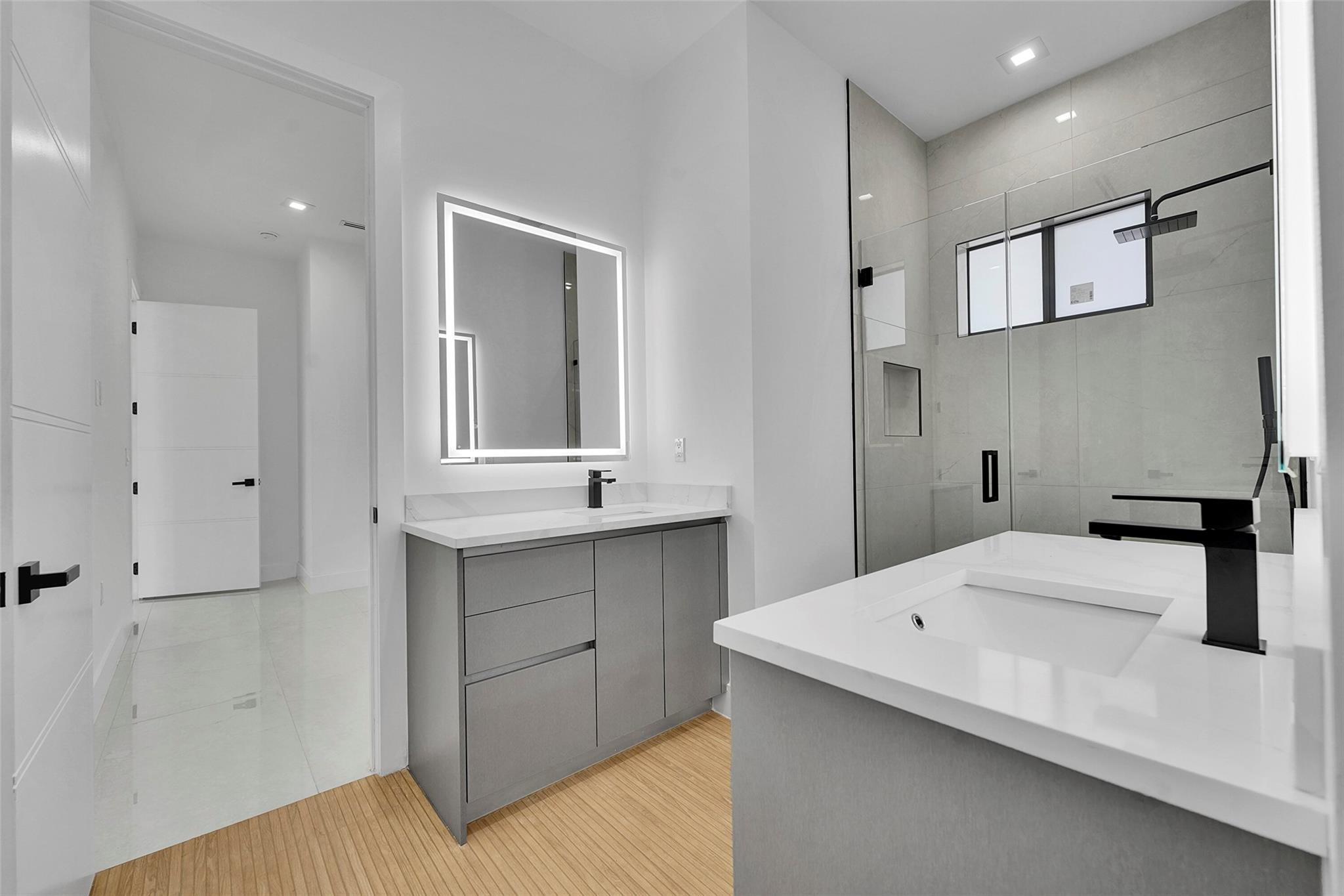 LAUDERDALE PARK - Residential