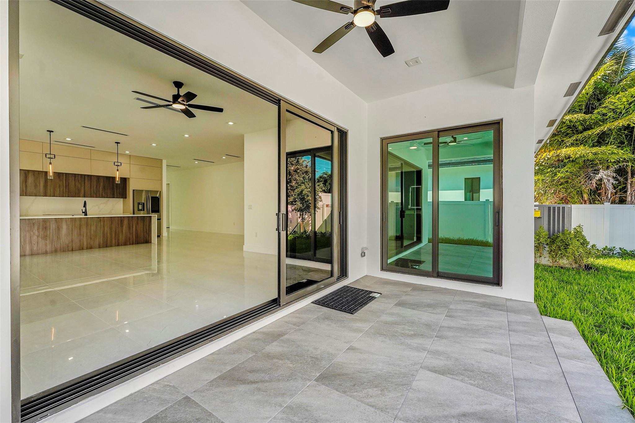 LAUDERDALE PARK - Residential