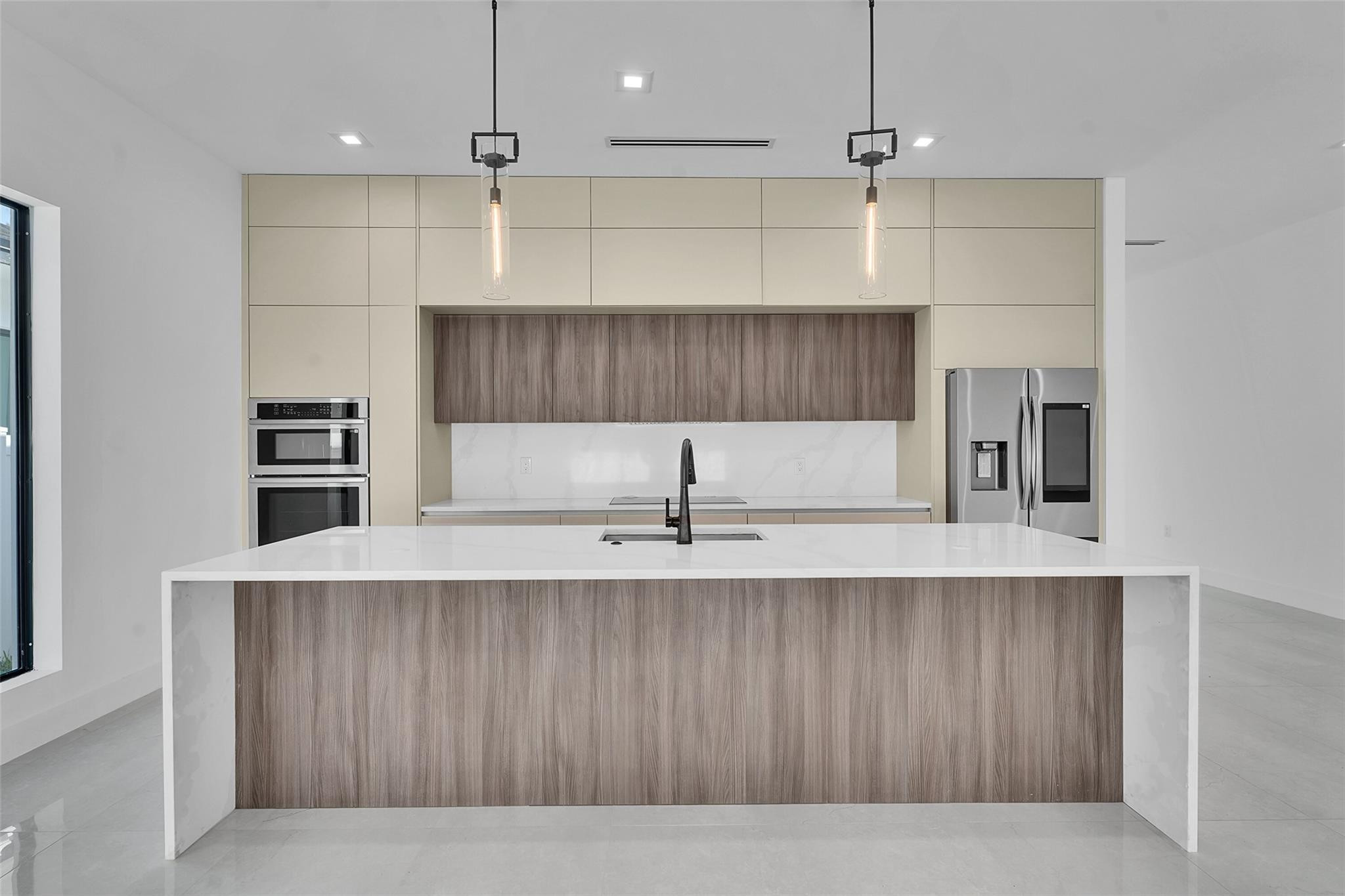 LAUDERDALE PARK - Residential