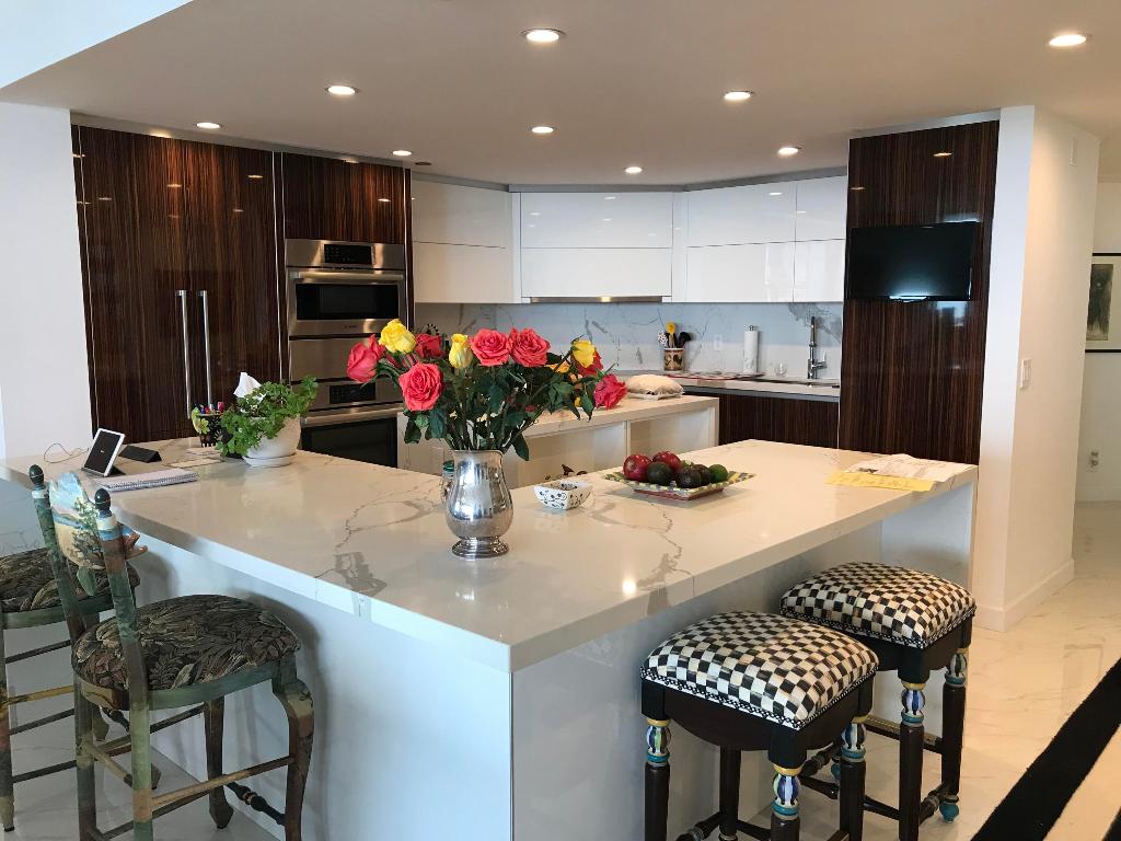 TWENTY ONE HUNDRED CONDO - Residential