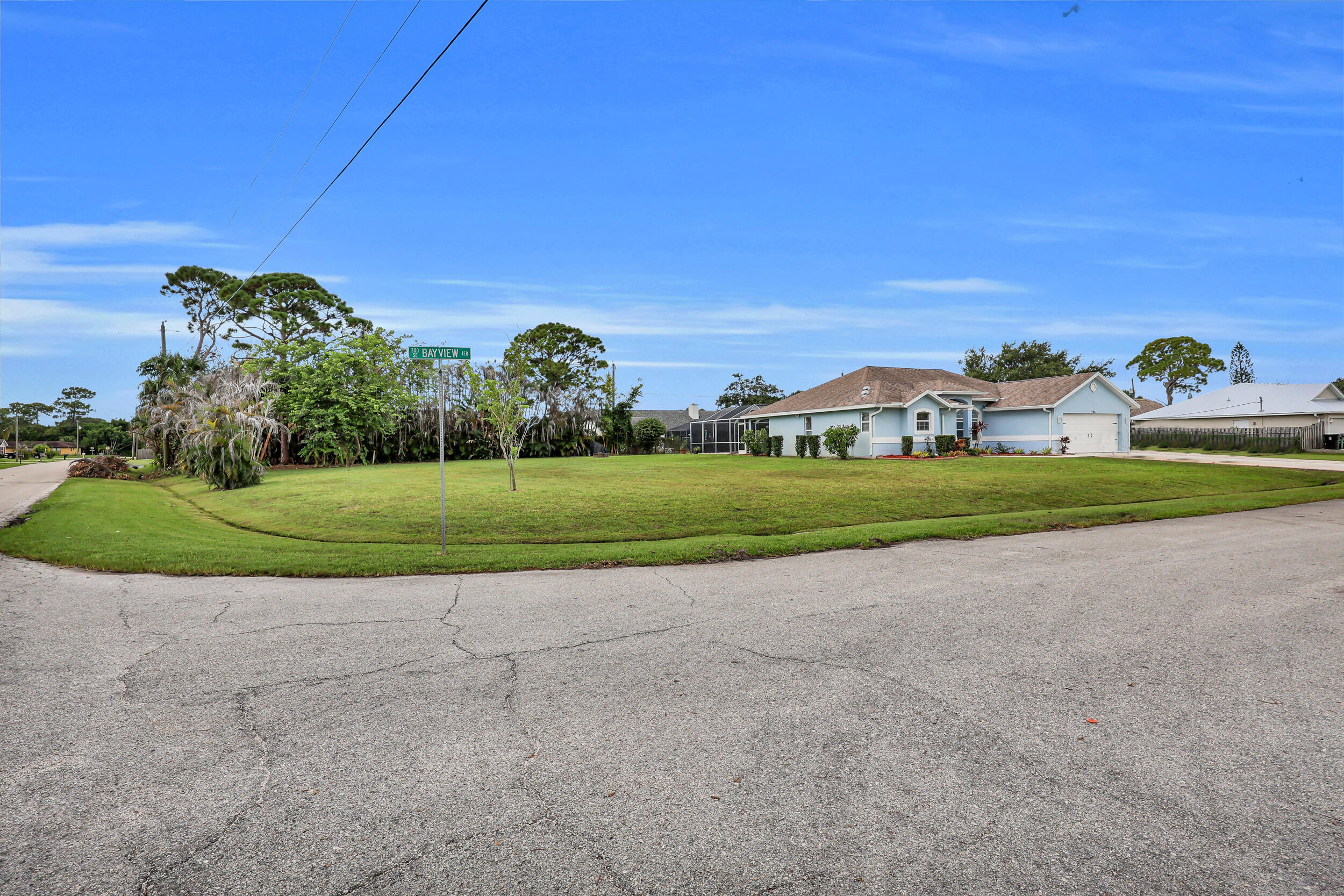 398 SE Bayview Terrace