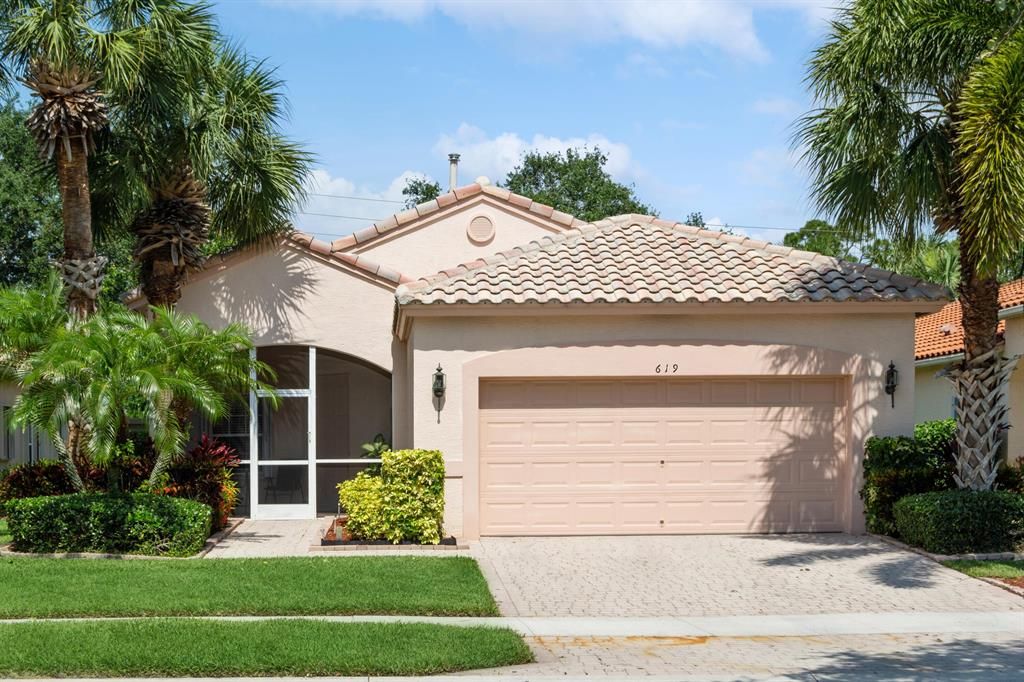 Photo of 619 NW Whitfield Way, Port St Lucie, FL 34986 (MLS # R10887081)