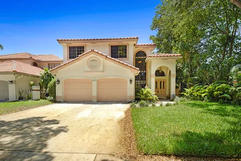 677 NW 38th Avenue, Deerfield Beach, FL MLS: R11089999