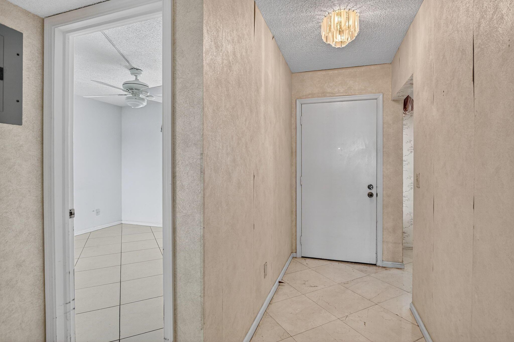 23277 Barwood Lane N 406