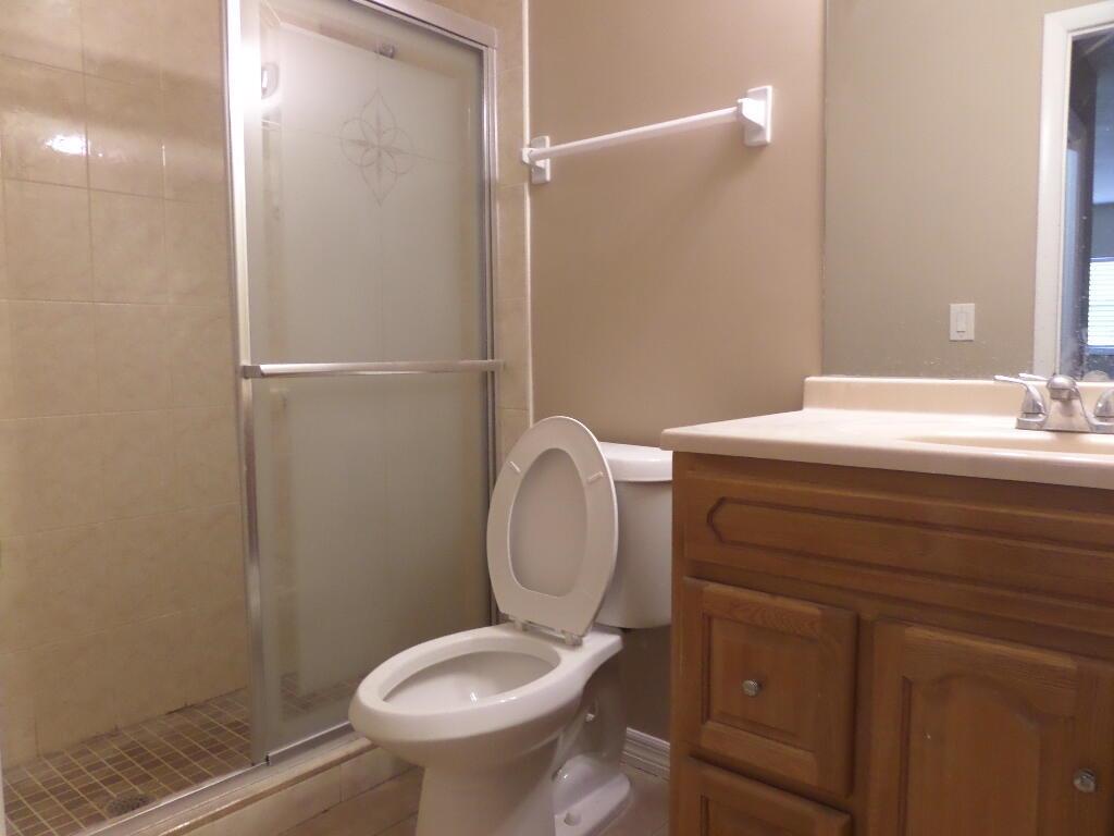 PARKWAY VILLAGE - Residential Lease