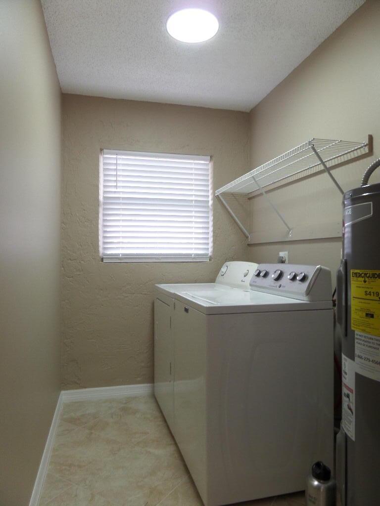 PARKWAY VILLAGE - Residential Lease