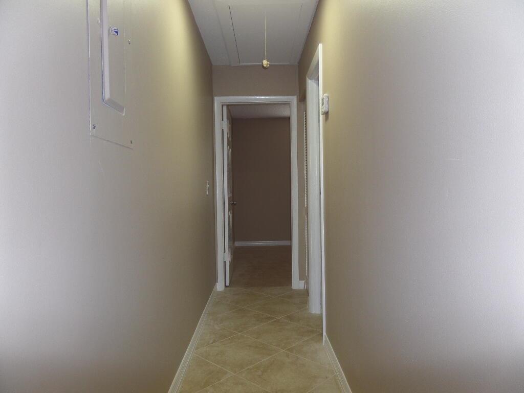 PARKWAY VILLAGE - Residential Lease