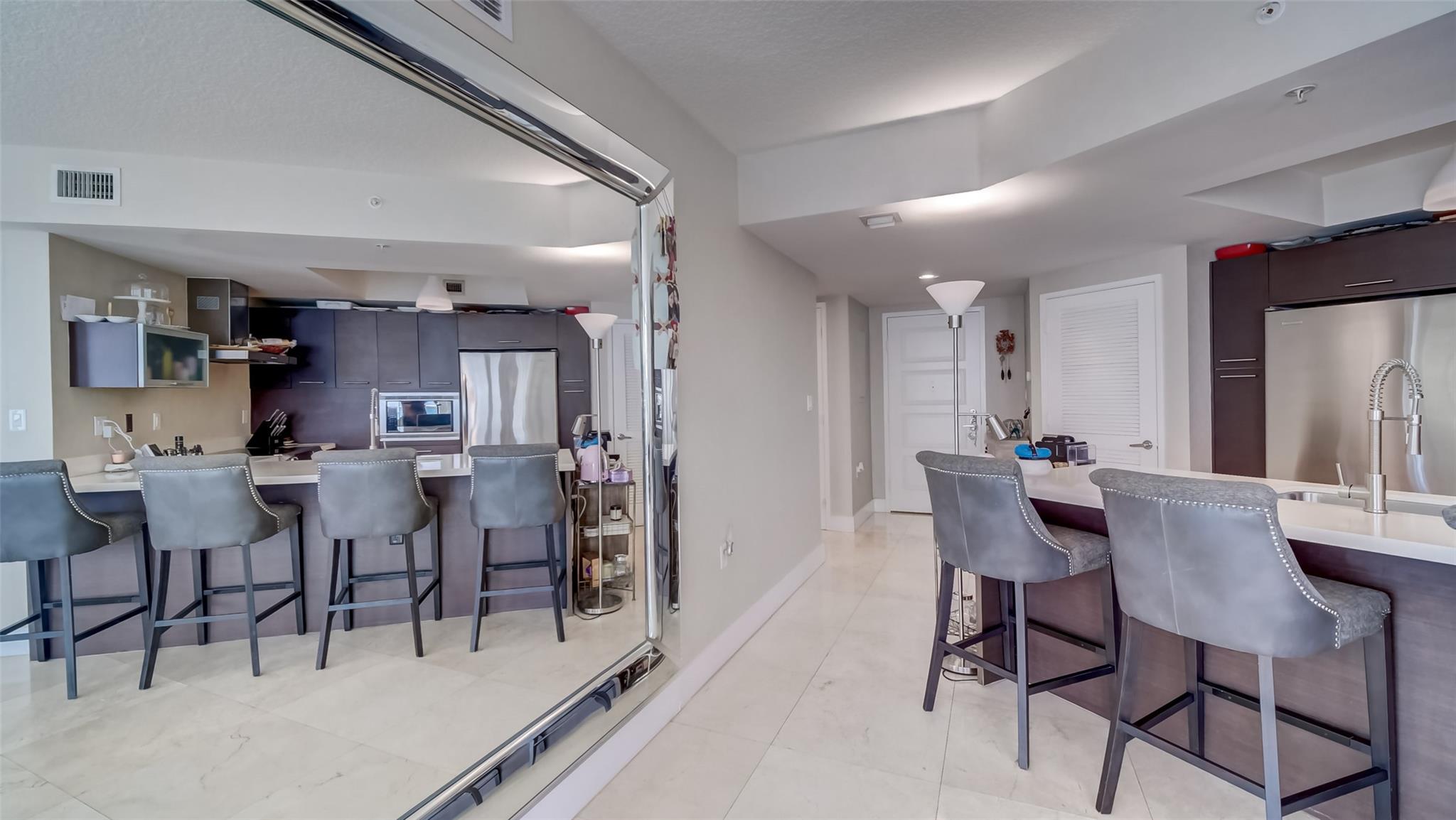 150 Sunny Isles Blvd 601