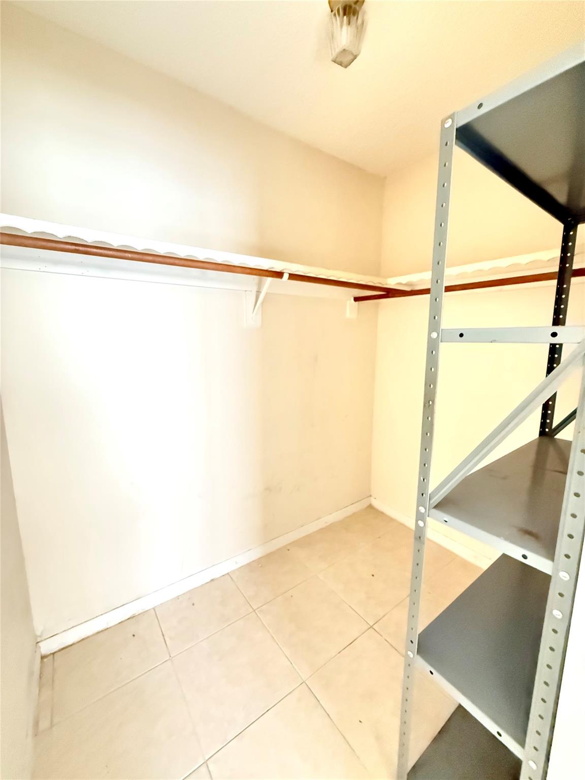 Castle Apts #5 Condo - Residential Lease