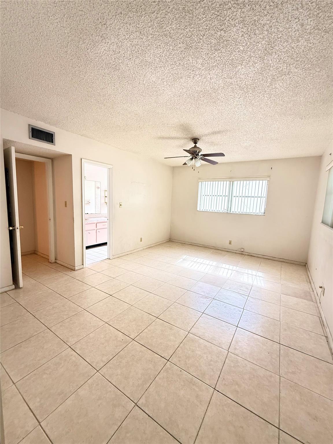 Castle Apts #5 Condo - Residential Lease