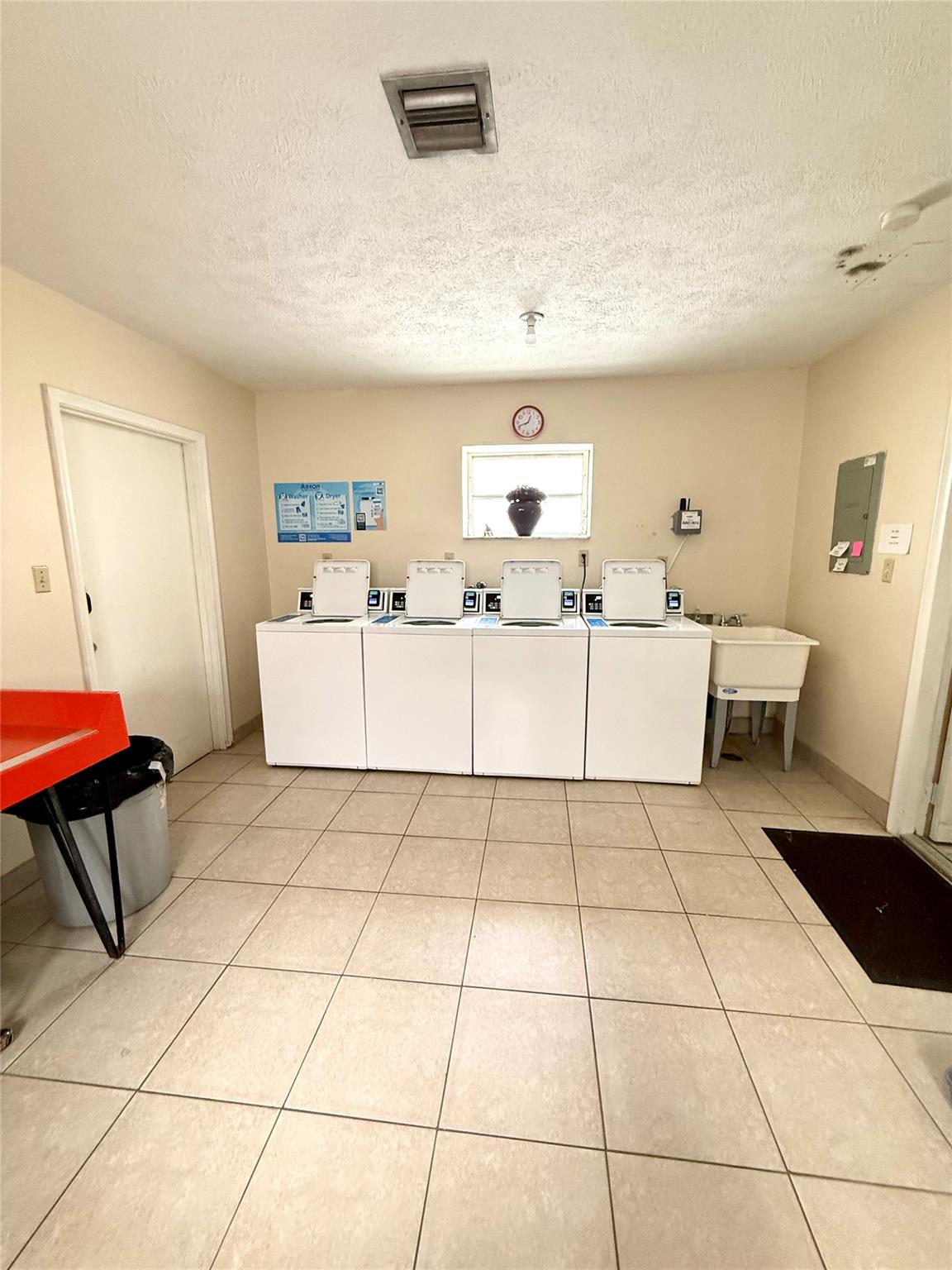 Castle Apts #5 Condo - Residential Lease