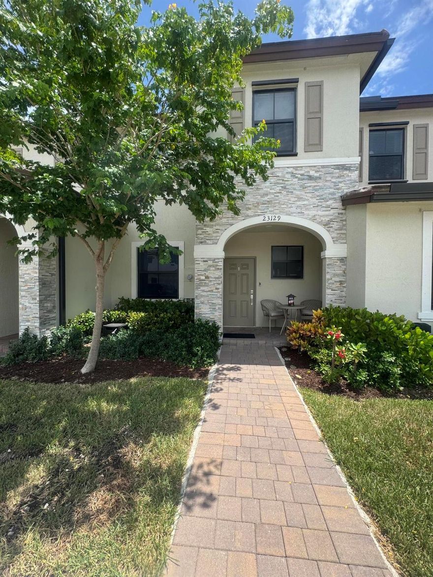 An Impeccable Like New Two-Story Townhome! 3 Bedrooms Located in the Exclusive Crystal Cay Development. Built in 2022! Featuring 1335 sq ft. This Spacious Townhouse offers Modern Living at its Finest.Spacious Kitchen with Quartz & Stainless steel Appliances Overlooks the Fenced and Paved backyard,, Perfect for Entertaining and BBQ. The Community offers a Swimming Pool, Sundeck areas, Dog park, Gym and a Country Club to Host your Own Family events. Professionally installed Tesla Charging Station Close to Restaurants and Shopping centers. LOW HOA! Call Listing Agent to Schedule a Private Showing.