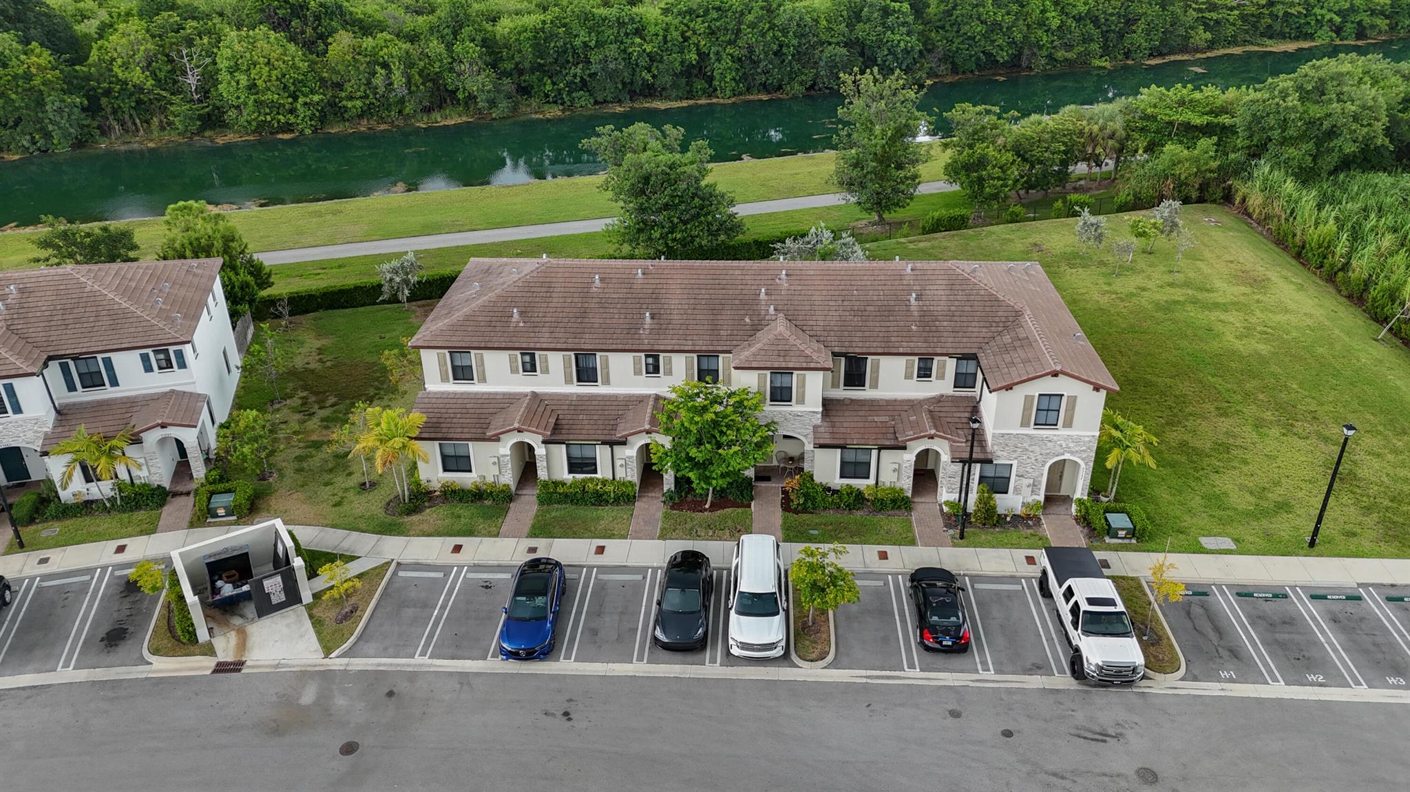 ENCLAVE SOUTH PHASE 2 - Residential