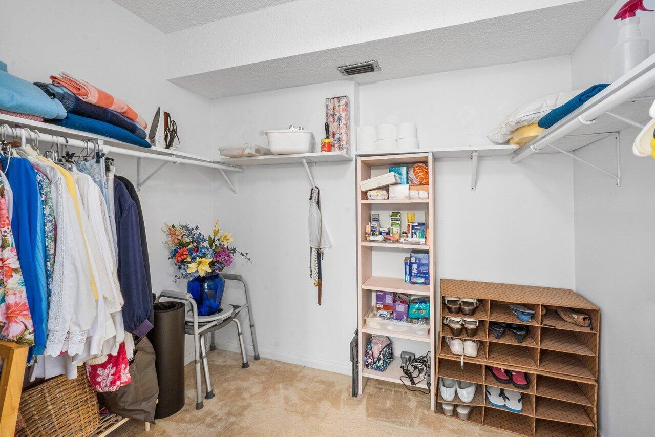 TROPIC BAY COND 1,2,3,4,5,6,7, 8,9,10,11,16 & 17 - Residential