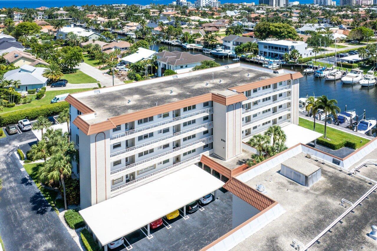 TROPIC BAY COND 1,2,3,4,5,6,7, 8,9,10,11,16 & 17 - Residential