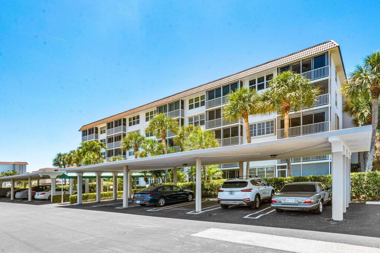 TROPIC BAY COND 1,2,3,4,5,6,7, 8,9,10,11,16 & 17 - Residential