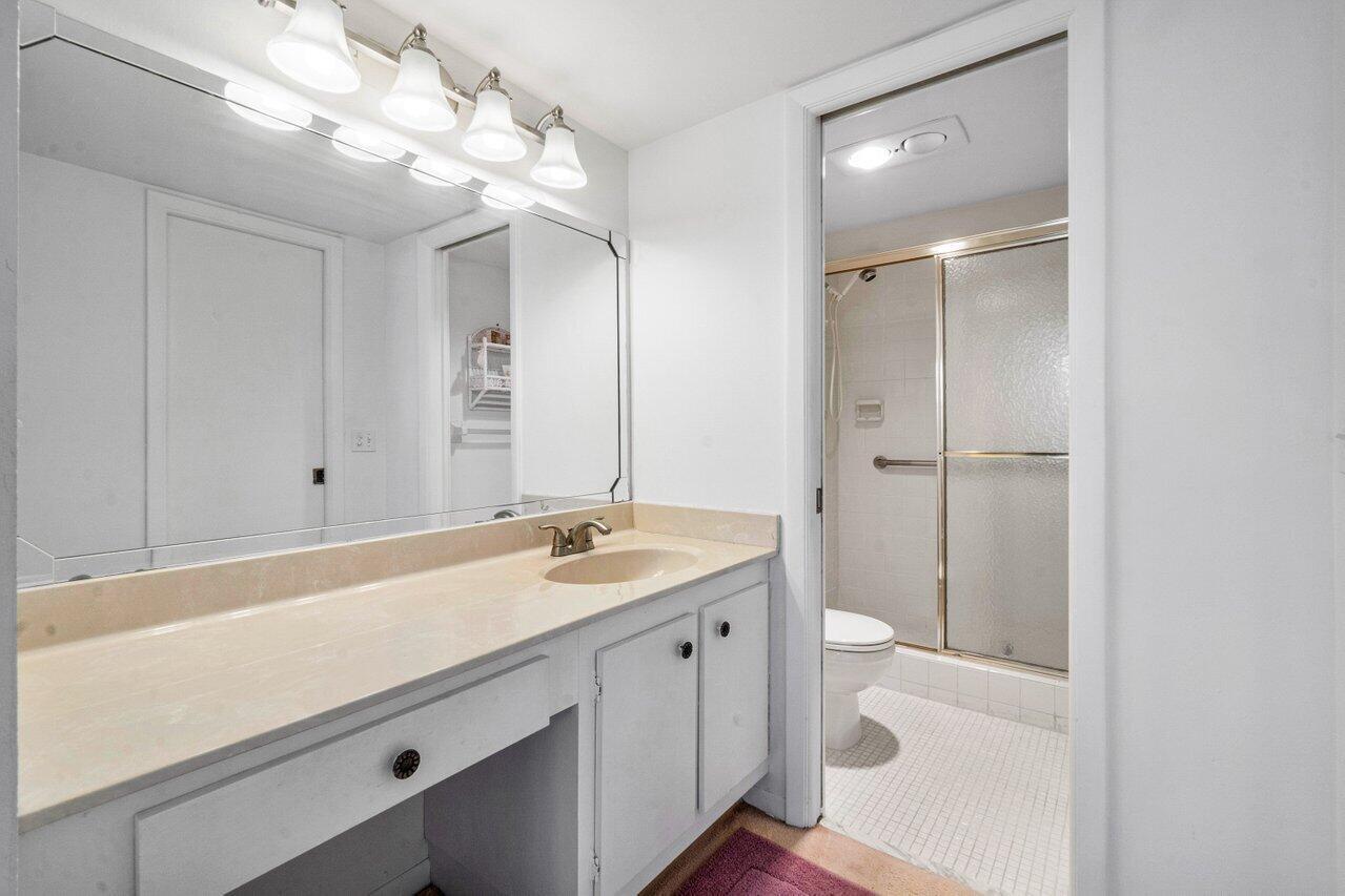 TROPIC BAY COND 1,2,3,4,5,6,7, 8,9,10,11,16 & 17 - Residential