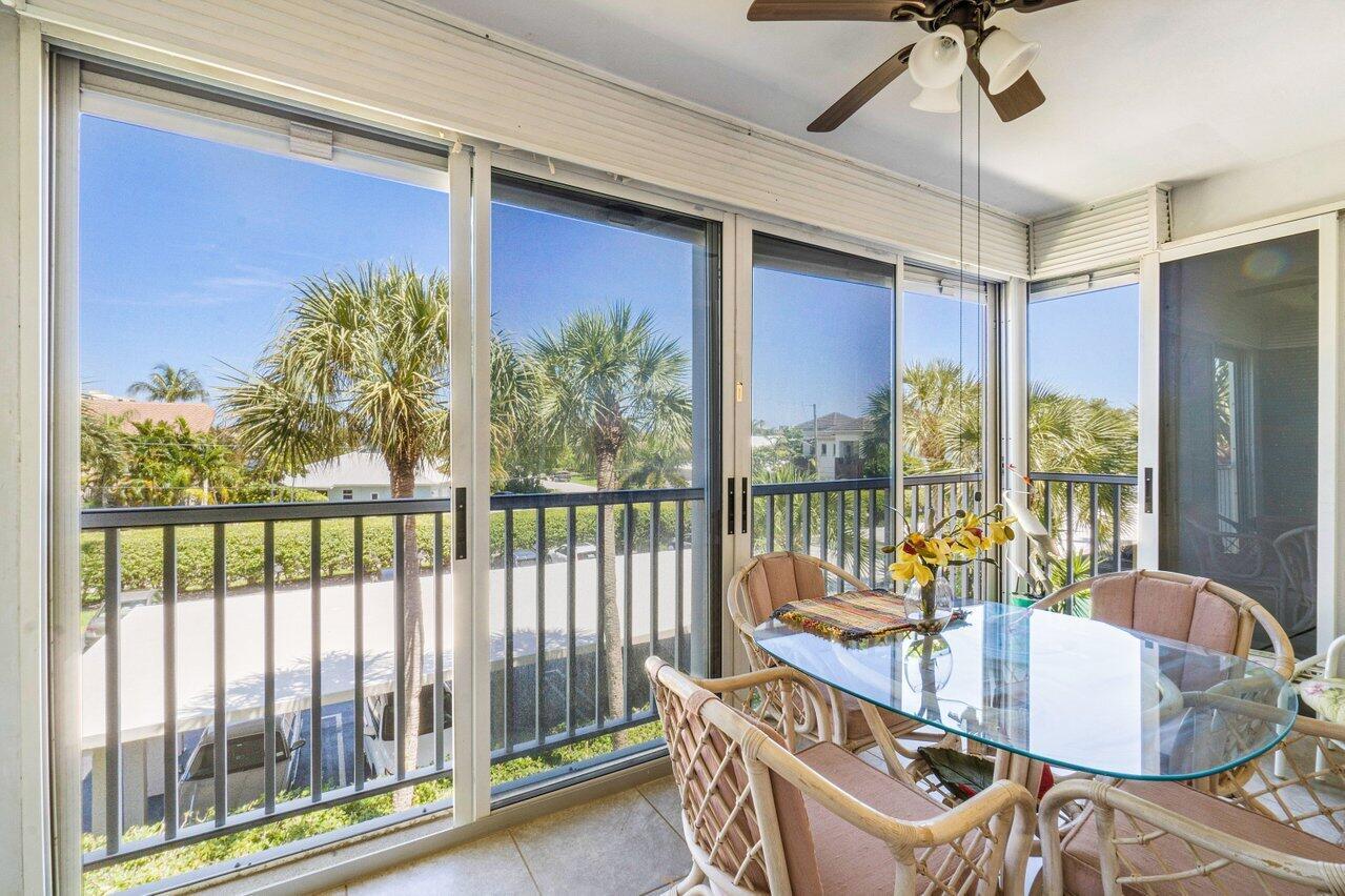 TROPIC BAY COND 1,2,3,4,5,6,7, 8,9,10,11,16 & 17 - Residential