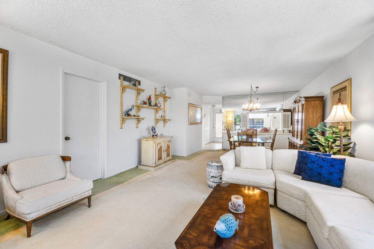 TROPIC BAY COND 1,2,3,4,5,6,7, 8,9,10,11,16 & 17 - Residential