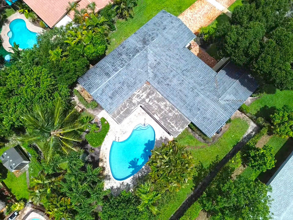 6850 NW 7th Street