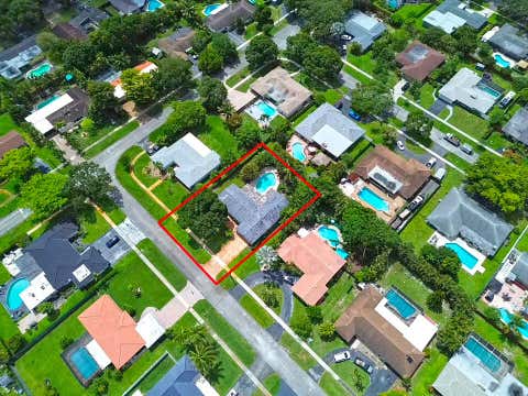 Tiny photo for 6850 NW 7th Street, Plantation, FL 33317 (MLS # B26033707)