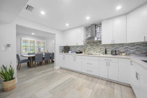 Tiny photo for 6850 NW 7th Street, Plantation, FL 33317 (MLS # B26033707)