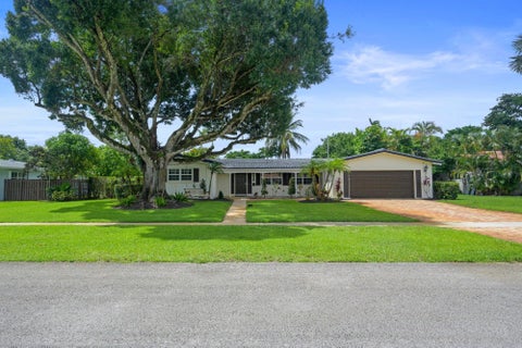 Tiny photo for 6850 NW 7th Street, Plantation, FL 33317 (MLS # B26033707)