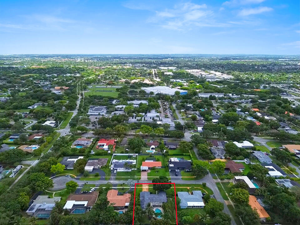 PLANTATION GARDENS SEC 5 - Residential