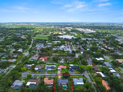 Tiny photo for 6850 NW 7th Street, Plantation, FL 33317 (MLS # B26033707)