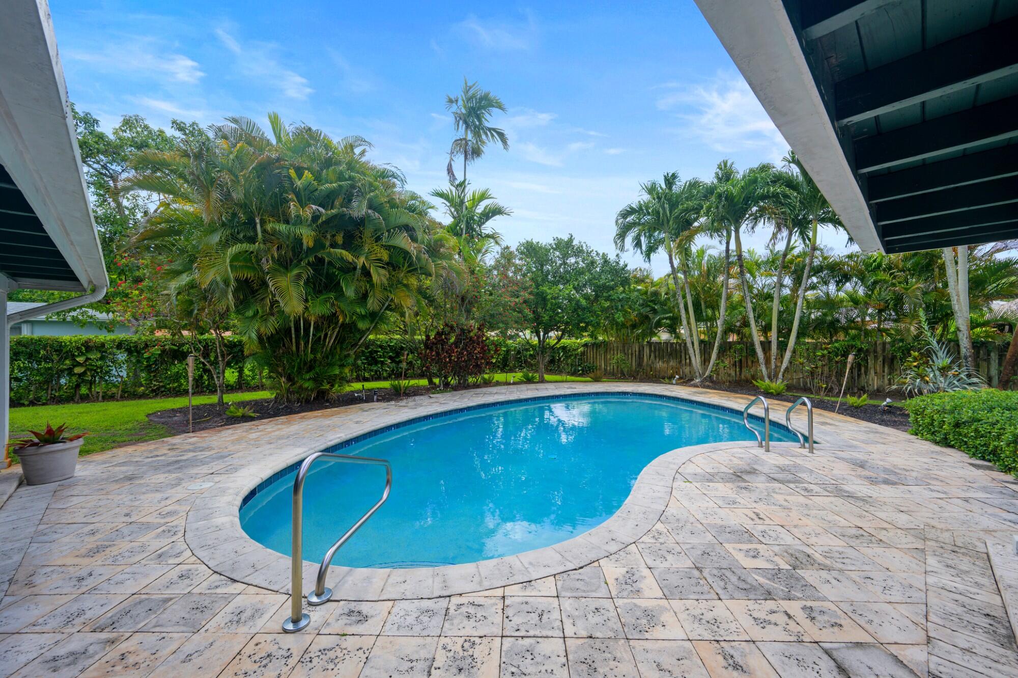 PLANTATION GARDENS SEC 5 - Residential