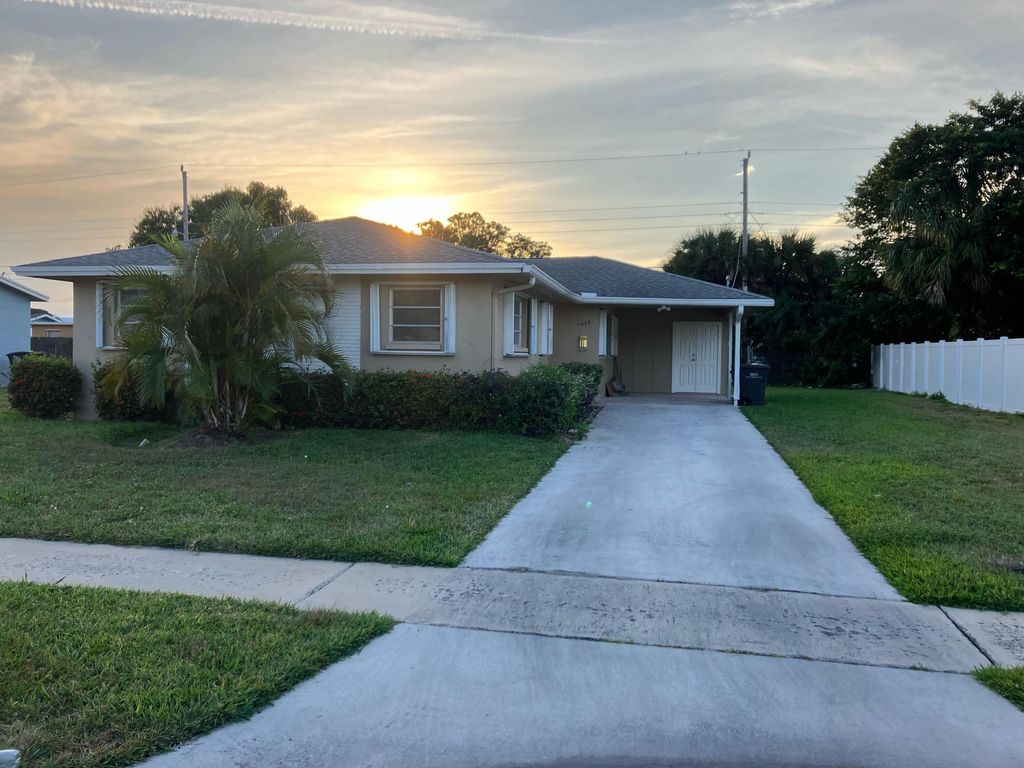 Photo of 1458 8th Street, West Palm Beach, FL 33401 (MLS # R10959499)