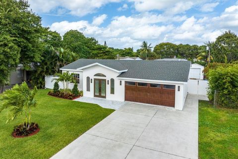 311 Gulfstream Drive Delray Beach FL 33444