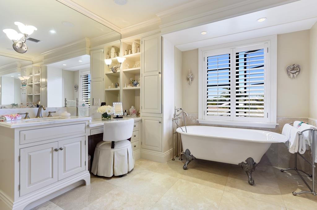 HARBOR EST - Residential