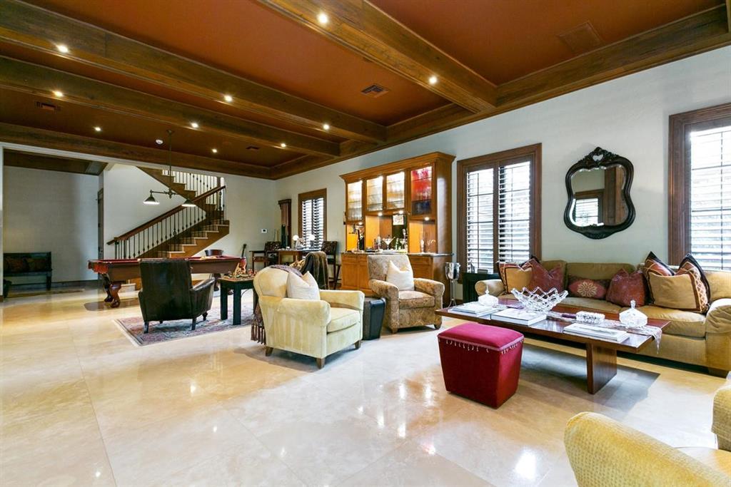 HARBOR EST - Residential