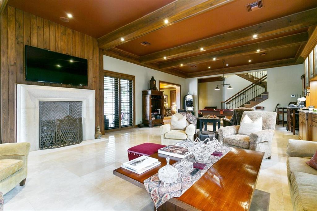 HARBOR EST - Residential