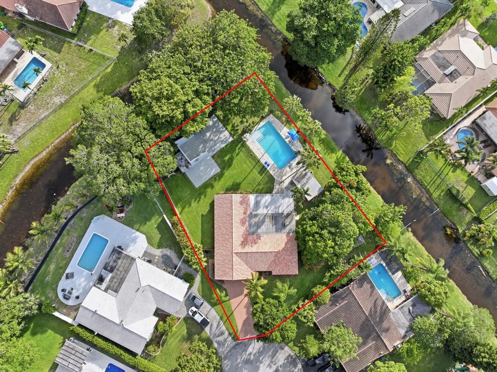 Photo of 8492 NW 15th Court, Coral Springs, FL 33071 (MLS # B26030501)