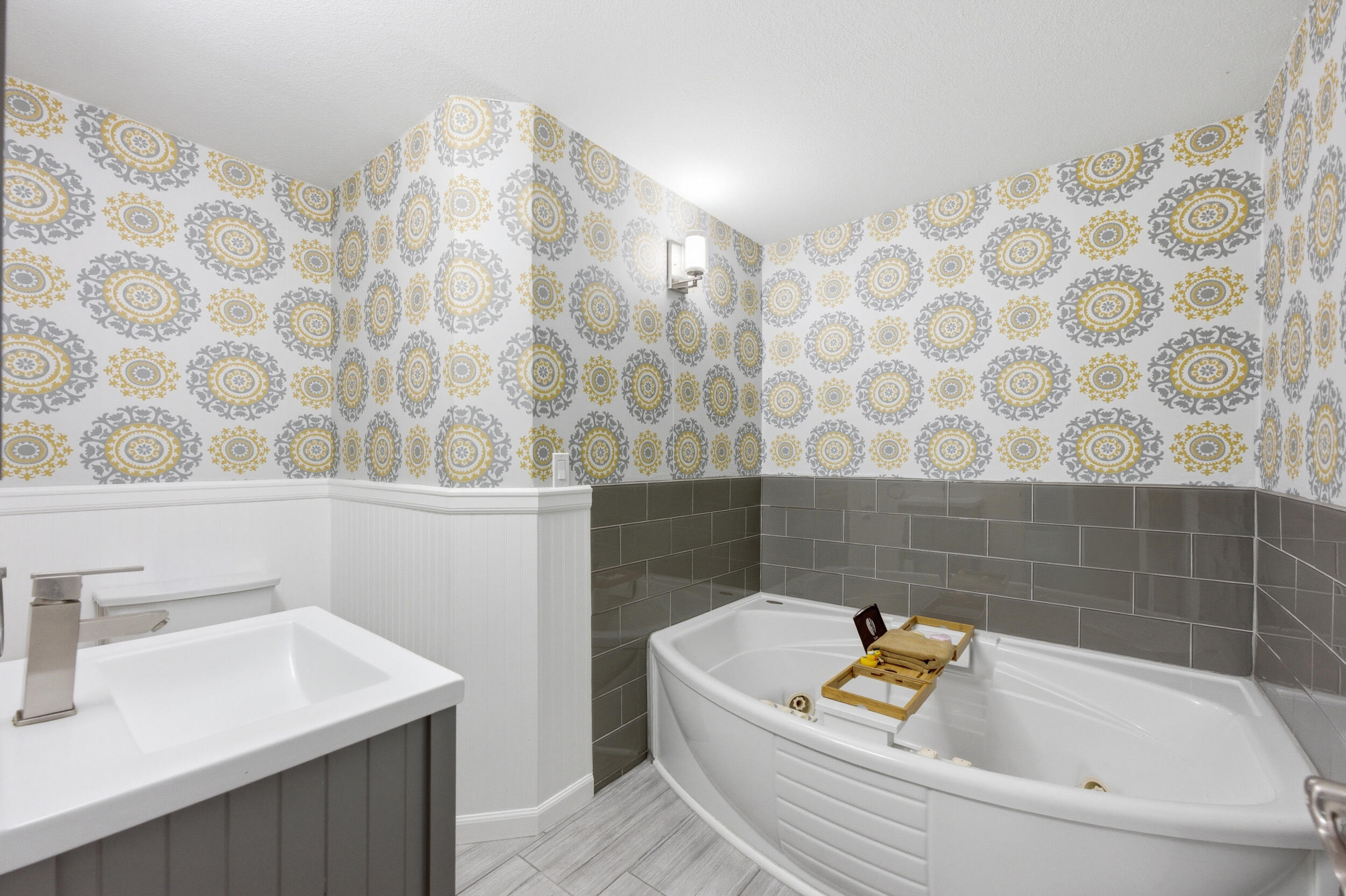 RAMBLEWOOD - Residential